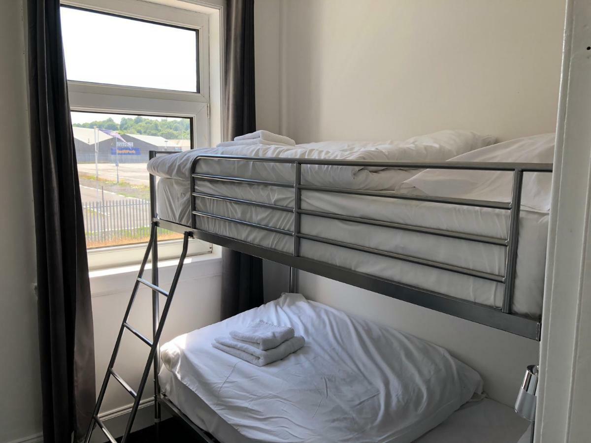 Glasgow Airport Holiday Home Paisley Eksteriør billede