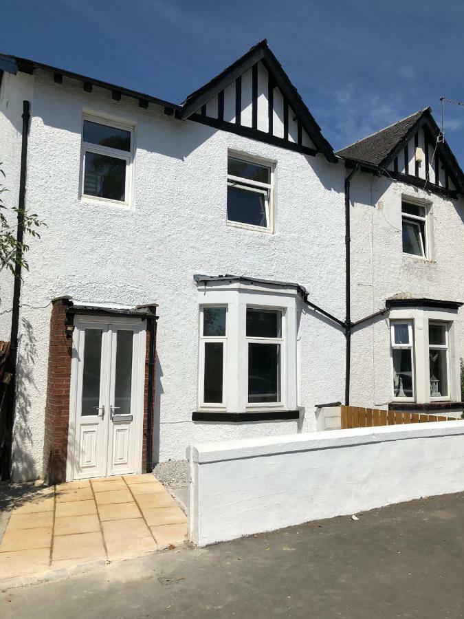 Glasgow Airport Holiday Home Paisley Eksteriør billede