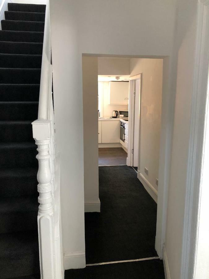 Glasgow Airport Holiday Home Paisley Eksteriør billede